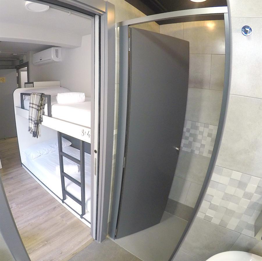 Quadruple Room with Private Bathroom,1014570268:JPEG